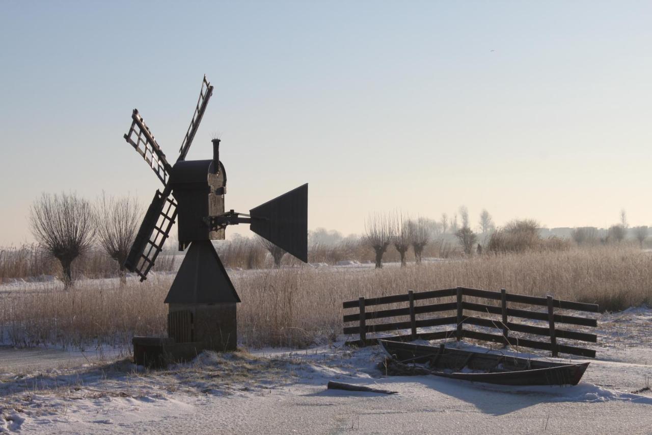 Saenliefde Wormer Buitenkant foto
